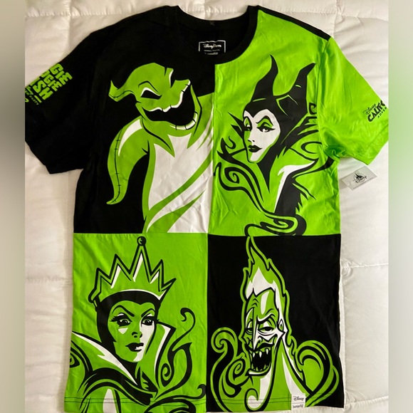 Disney Parks T-Shirt Small Oogie Boogie Bash 2023 Magic Key Loungefly Villains - Picture 2 of 8
